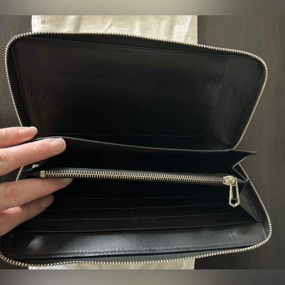 Givenchy Travel Wallet - Picture 4 of 5